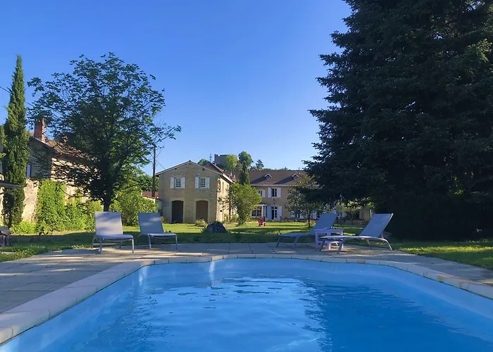 فندق مبيت وإفطار Le Clos Ayanna Crémieu