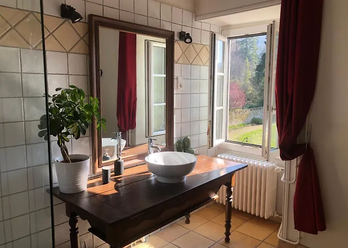 Le Clos Ayanna 4* Crémieu